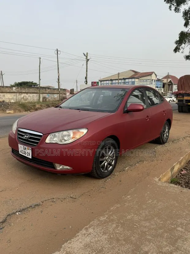 Hyundai Elantra 2010 Red · Photo 1