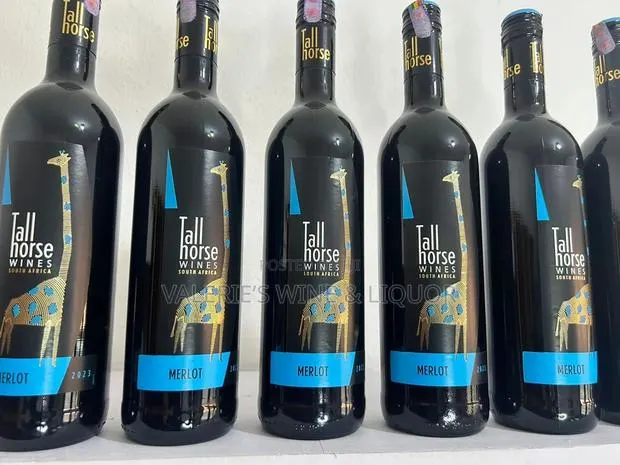 Tall Horse Merlot Dry Red Wine (South Africa) - 13.5% Alc · Photo 1