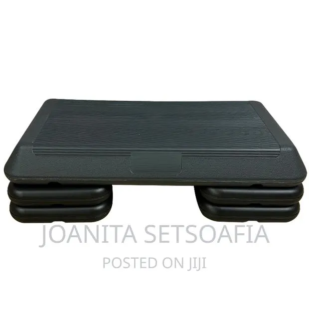 Aerobic or Step Board (78cm) · Photo 1