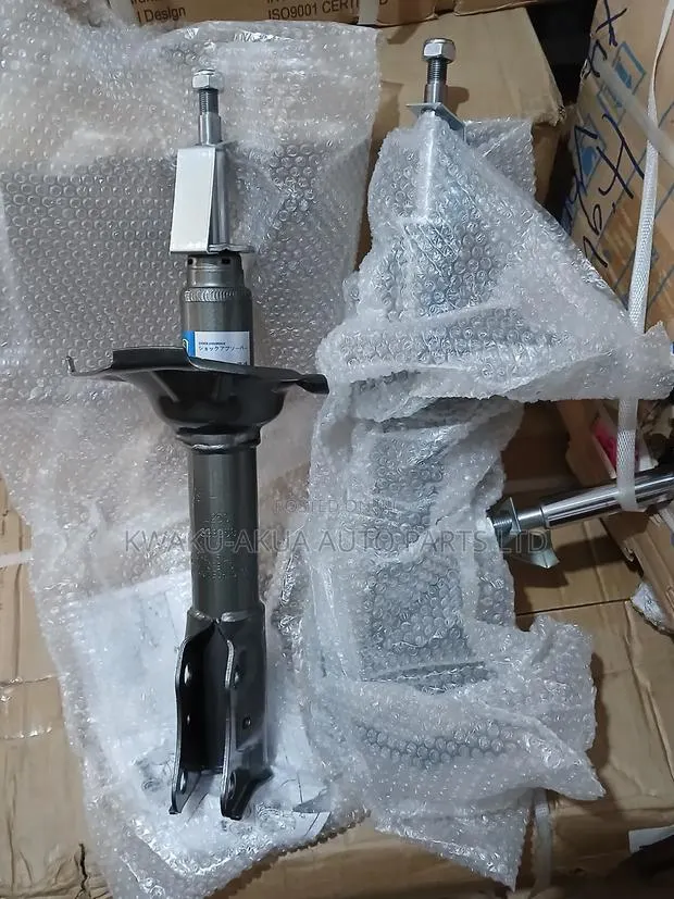 Toyota Sienta Front Shock Shield Type · Photo 1