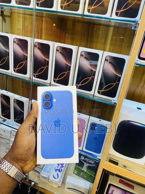 New Apple iPhone 17 256 GB · Photo 1