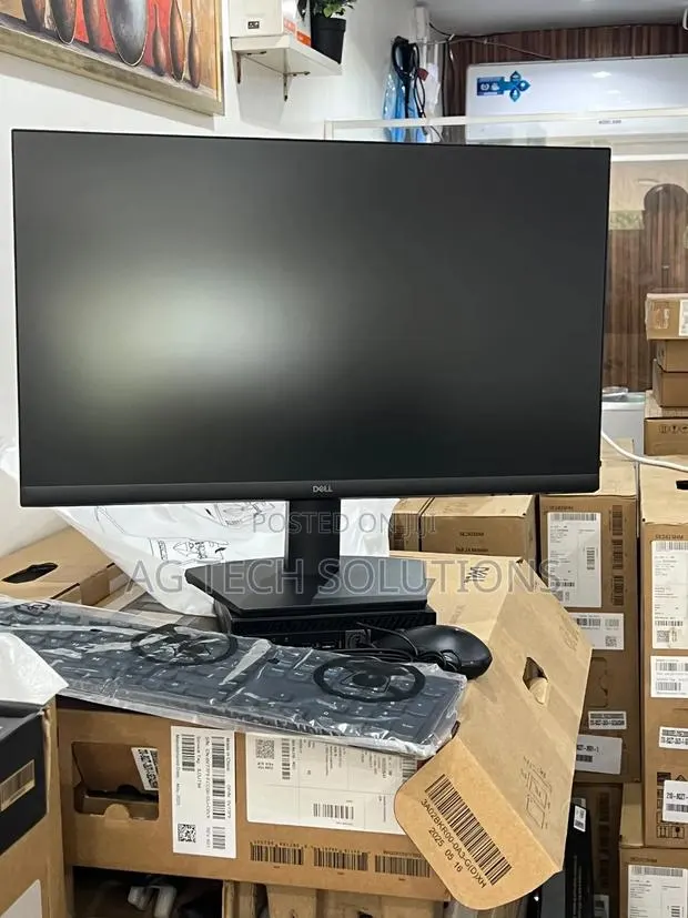 New Desktop Computer Dell OptiPlex 7040 8GB Intel Core i5 SSD 256GB · Photo 1