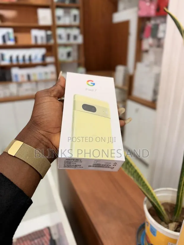 New Google Pixel 7 128 GB Gold · Photo 1