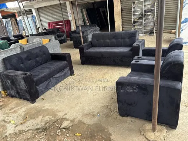 Duo Sofa Sets Black ( Payment on Delivery) · Photo 1
