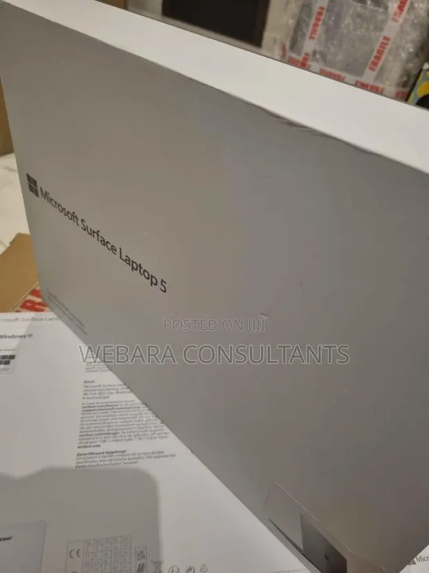 Laptop Microsoft Surface Laptop 5 8GB Intel Core i7 SSD 256GB · Photo 1