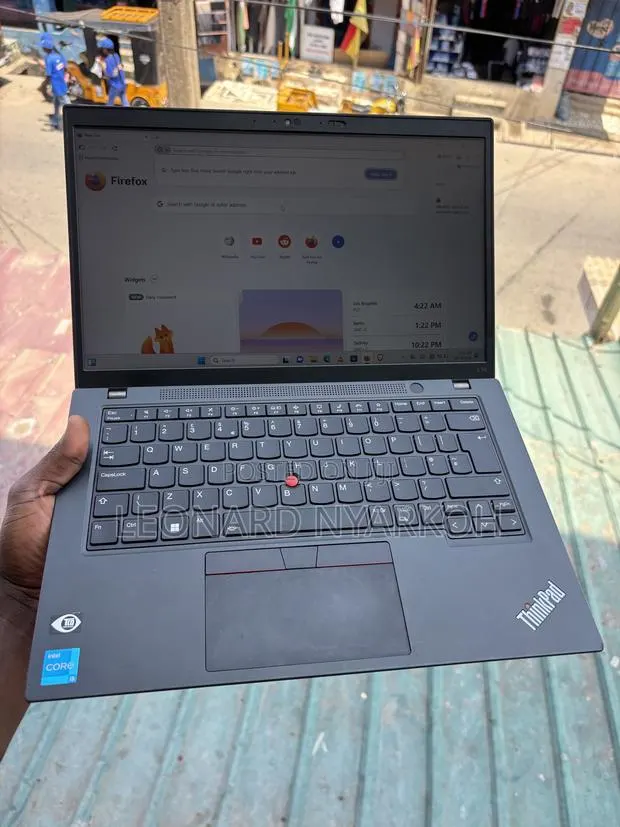 Laptop Lenovo ThinkPad L14 16GB Intel Core i5 SSD 256GB · Photo 1