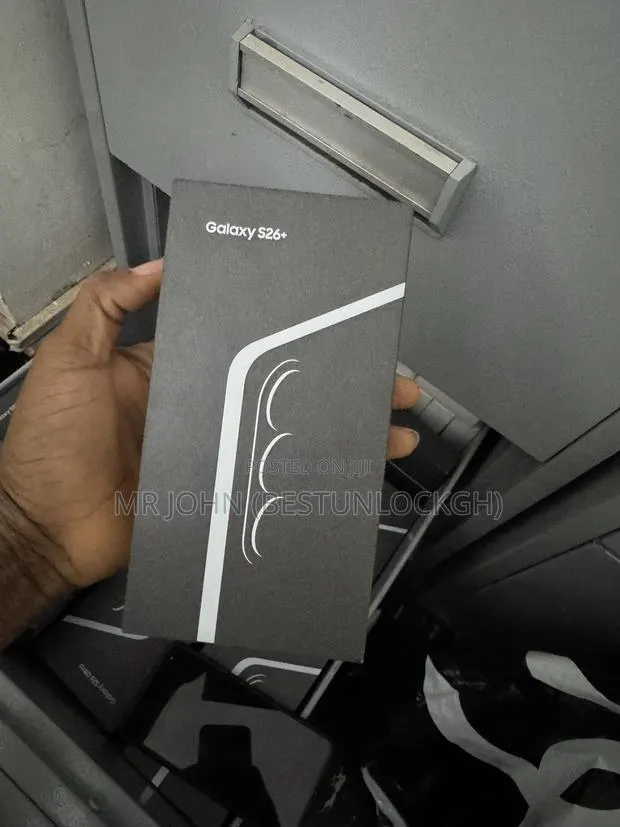 New Samsung Galaxy S26+ 512 GB Black · Photo 3