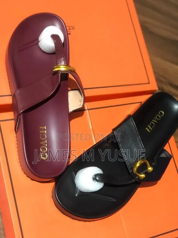 Original Coach Sandals · Photo 1