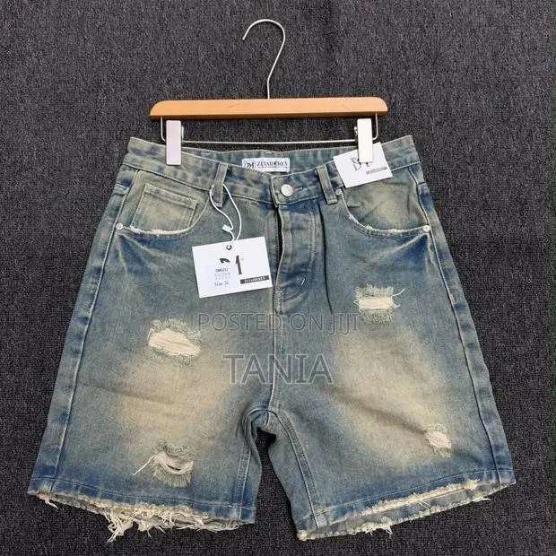Jeans Shorts · Photo 1