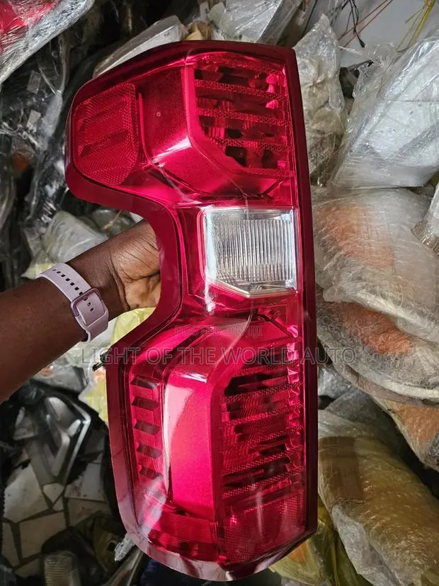Chevrolet Silverado 2019-2023 Taillights Left Side · Photo 1