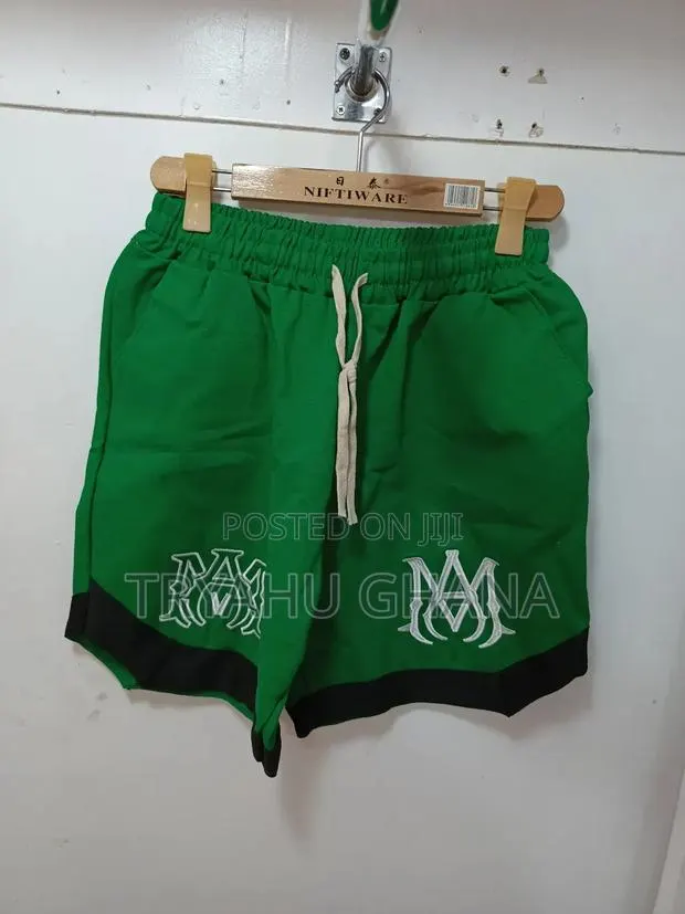 Hot Days, Cool Casual Summer Shorts - Tryahu's Get You · Photo 1
