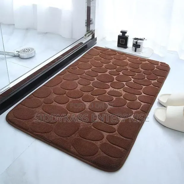 Bathroom Mat · Photo 1
