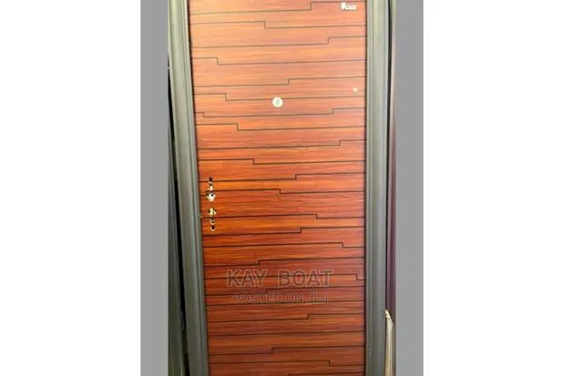 A Simple Door With All Accessories · Photo 1