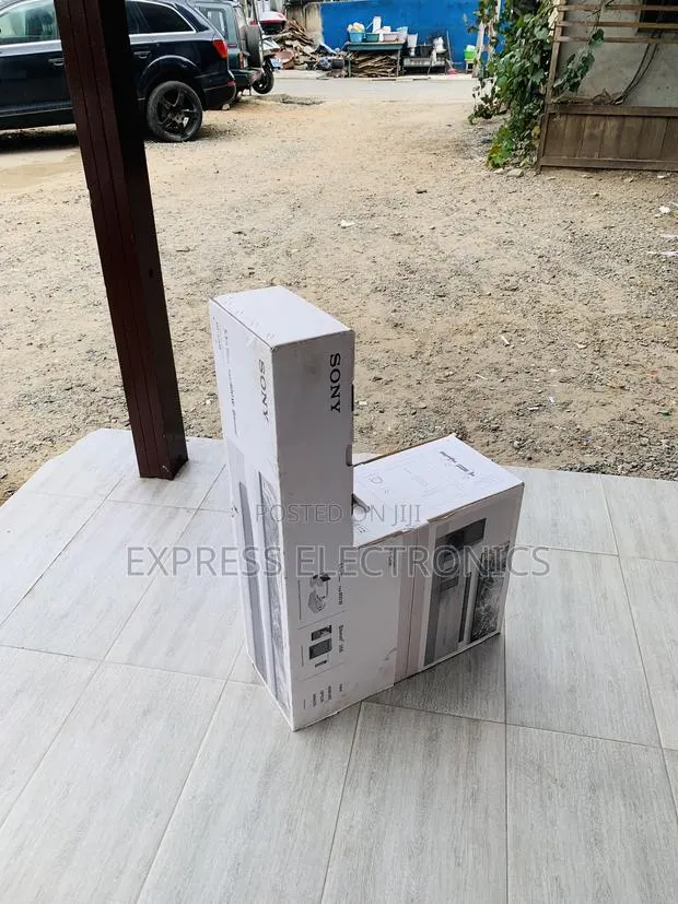 Long Lasting 400W 5.1ch Home Cinema Soundbar System | HT-S20R Sony · Photo 1