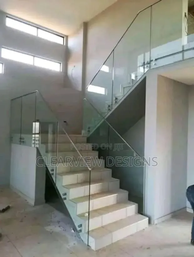 Frameless Glass Handrail /Quality Glass Barristers · Photo 1