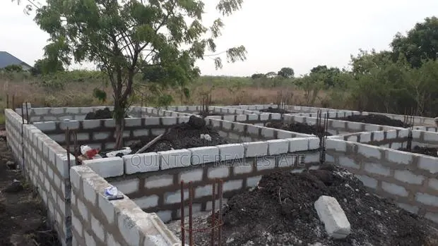 Building Construction · Photo 1