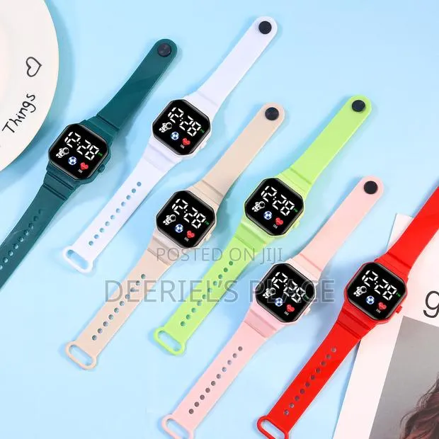Kids Beautiful Wrist Watch · Photo 1