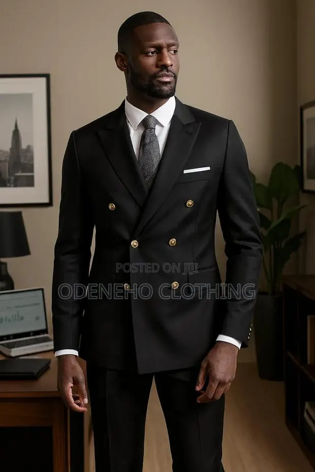 Original Two Pieces Suit for Official Occasions · Photo 1