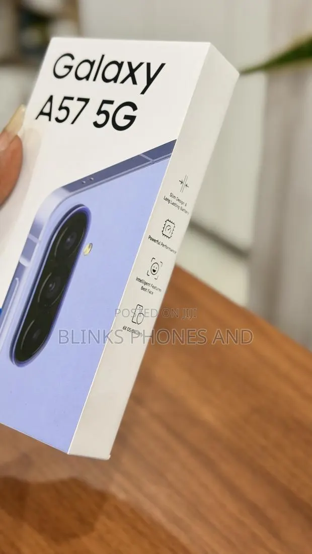 New Samsung Galaxy A57 128 GB Green · Photo 1