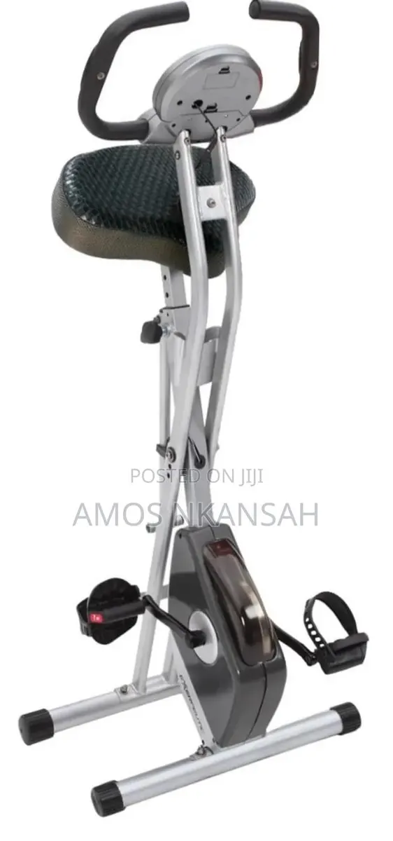 Foldable Exercise Bike · Photo 1