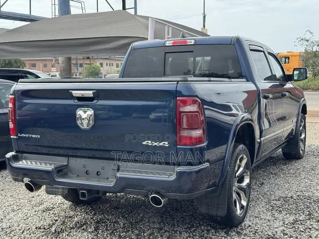 Dodge RAM 2023 Blue · Photo 1