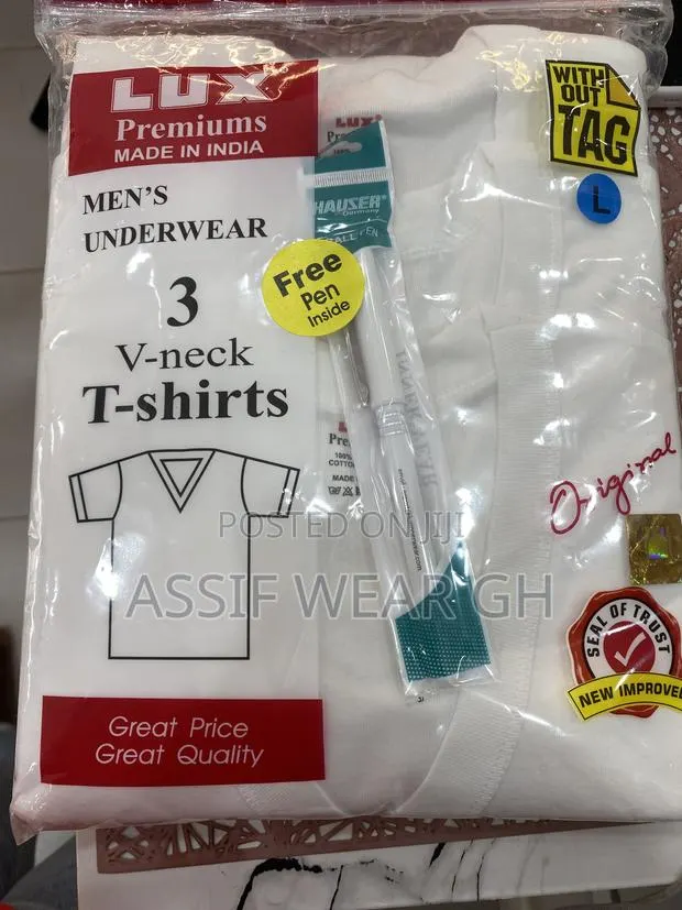 Lux v Neck · Photo 1