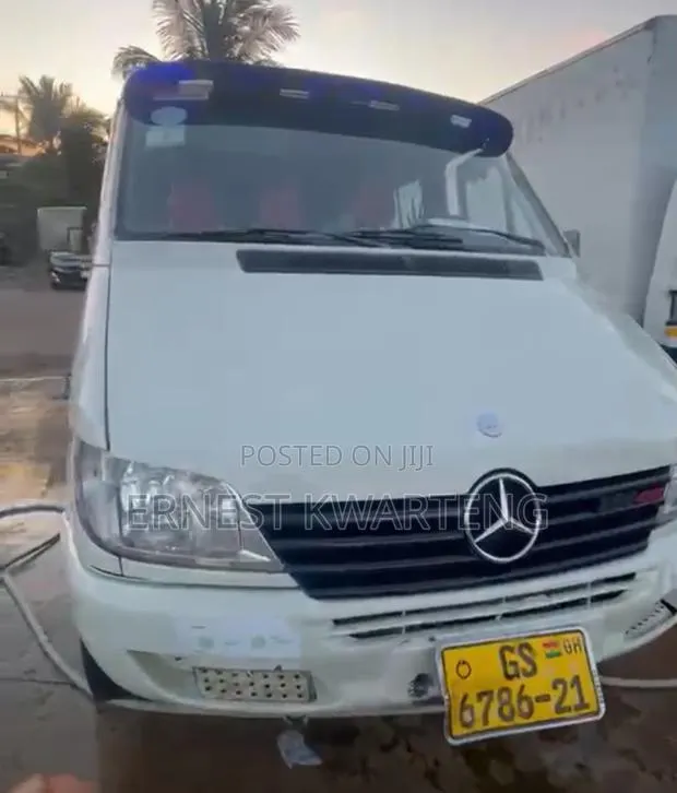 Mercedes-Benz Sprinter 2003 White · Photo 1