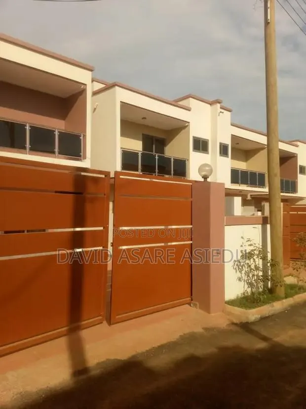 3bdrm House in Abokobi for sale · Photo 1