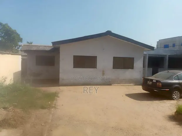 3bdrm Duplex in New Ghawe Near Lafa, Mallam for rent · Photo 1