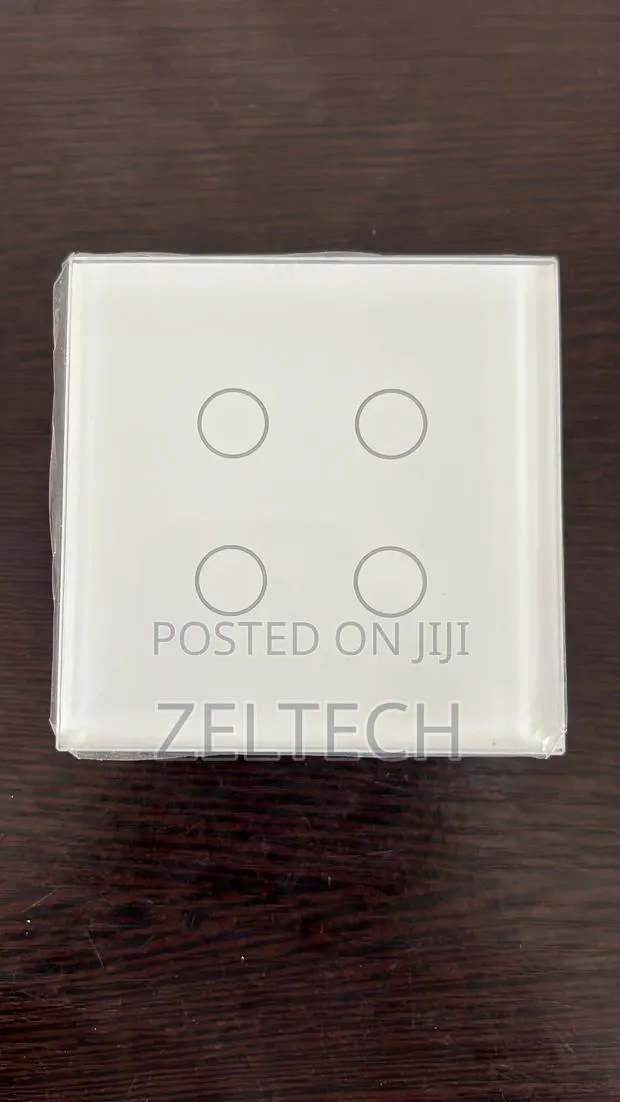 Four Gang Smart Switch · Photo 1