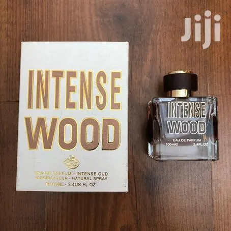 Dd Intense Wood Perfume · Photo 1