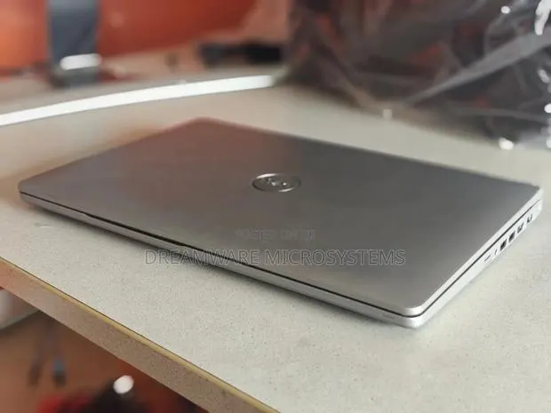 Laptop Dell Precision 3551 16GB Intel Core i7 SSD 512GB · Photo 1