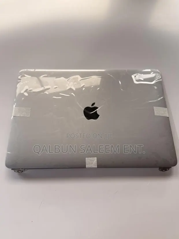 Apple MacBook Pro 13” M1 A2337 A2338 Full Display Screen Silver/Grey · Photo 1