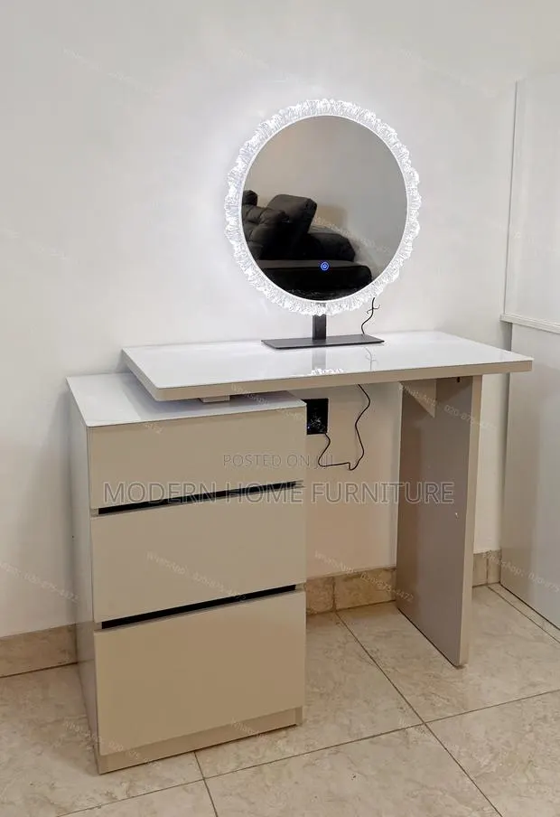 White Dressing Table | Stylish Versatile Great Value · Photo 1