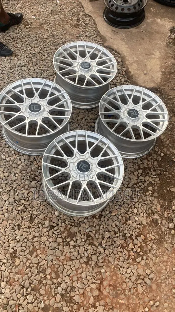 Rim 17 Home Used Very Neat · Photo 1