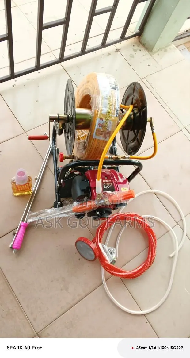 Power Sprayer. · Photo 1