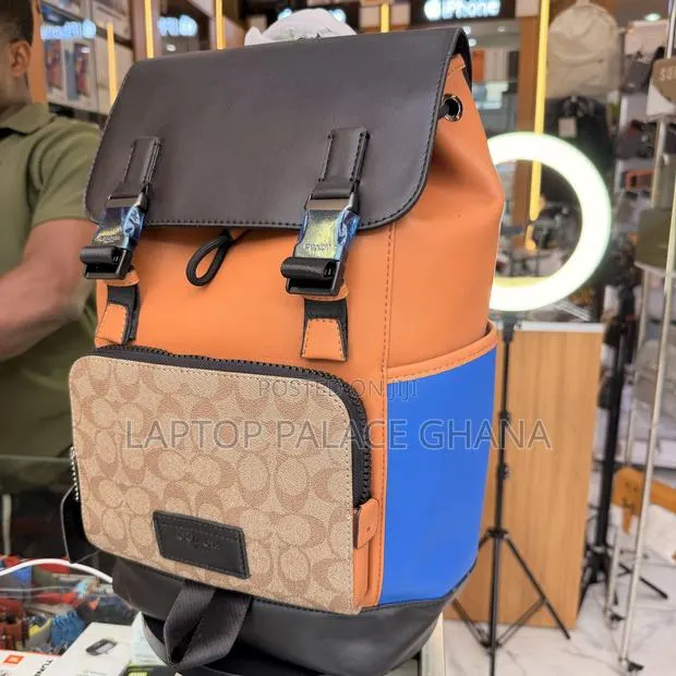 Coach League Flap Backpack Signature · Photo 1