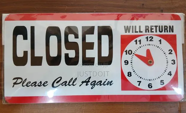 White Open and Close Sign · Photo 1