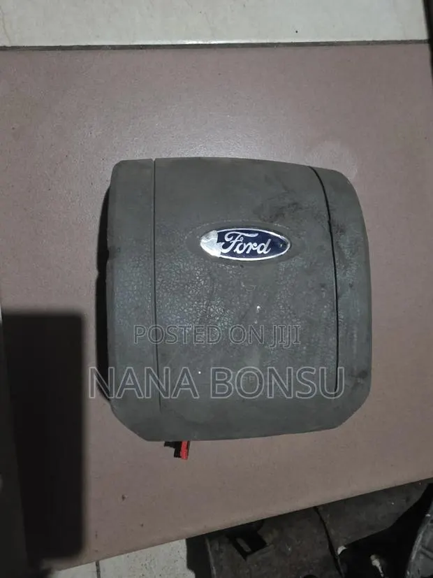 Ford F150 Airbag · Photo 1