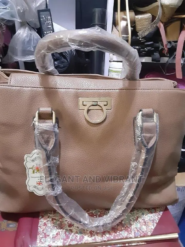 Ladies UK Bag · Photo 1