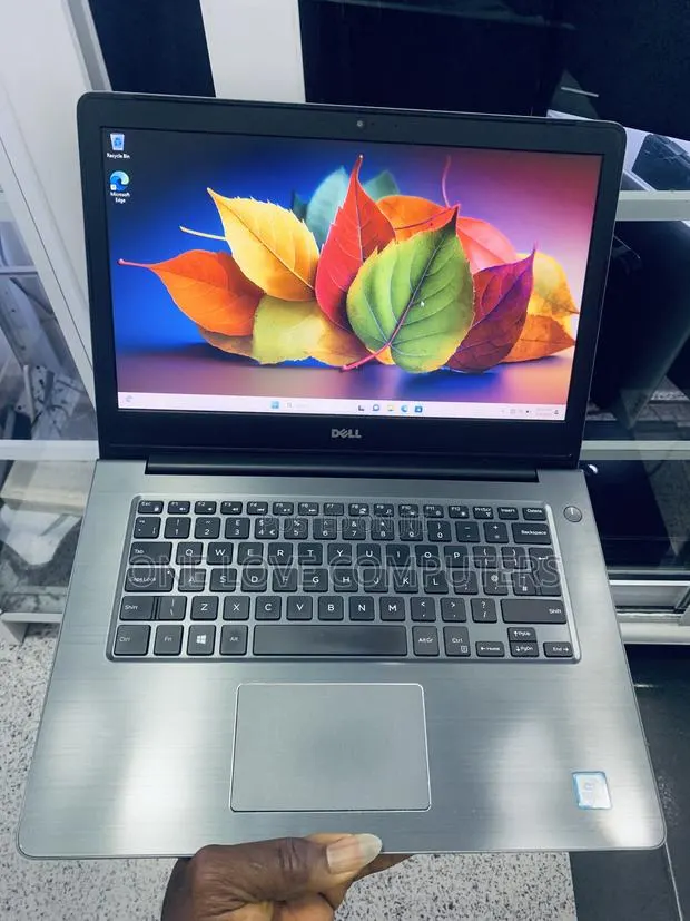 Laptop Dell Vostro 5468 8GB Intel Core i5 SSD 256GB · Photo 1