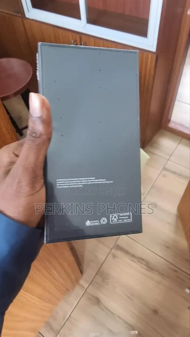 New LG G8X Thinq 128 GB Black · Photo 1