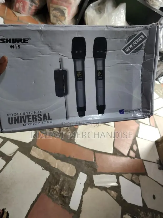 Shure( W15) Professional Universal Microphone · Photo 1
