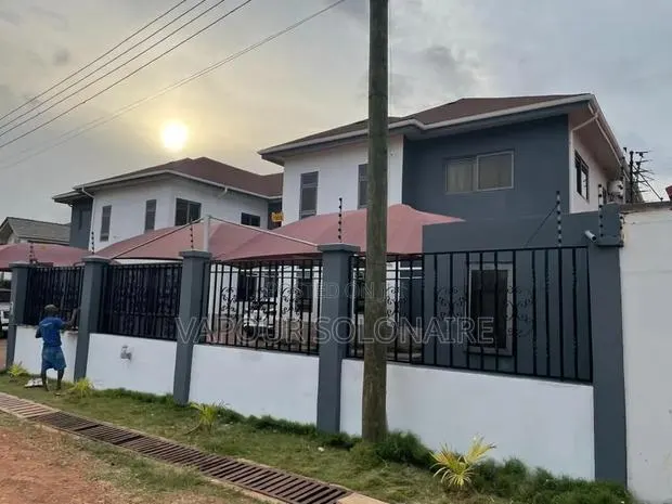 Furnished 3bdrm House in American House for sale · Photo 1
