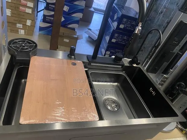 Stainless Steel Single Bowl Kitchen Sink · Photo 1