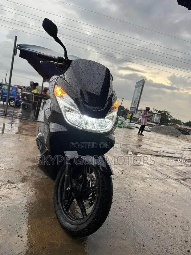 Honda 2022 Black · Photo 1