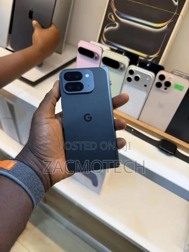 Google Pixel 9 Pro Fold 256 GB Gray · Photo 1