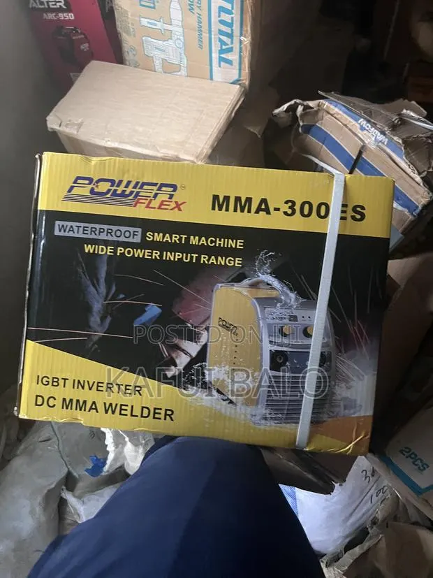 Powerflex MMA-300ES · Photo 1