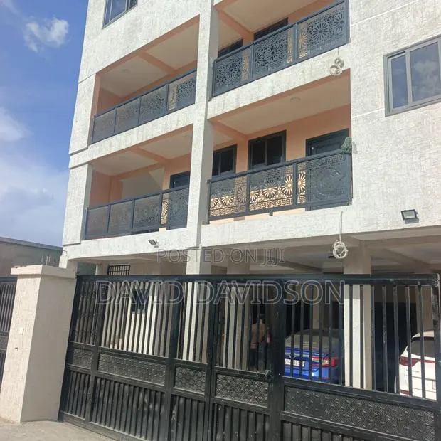 2bdrm Apartment in Newly Built 2, Tema Metropolitan for rent · Photo 1