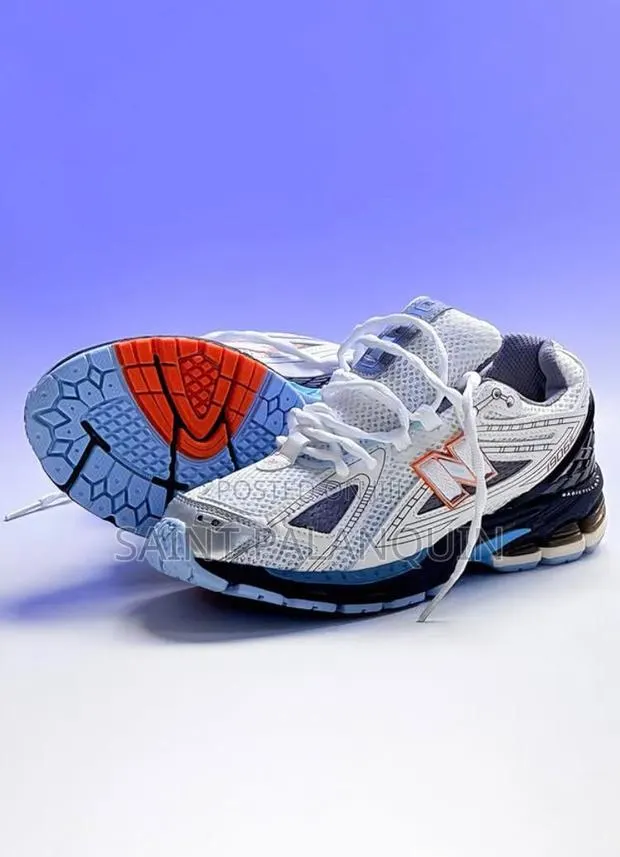 New Balance 1906r · Photo 1